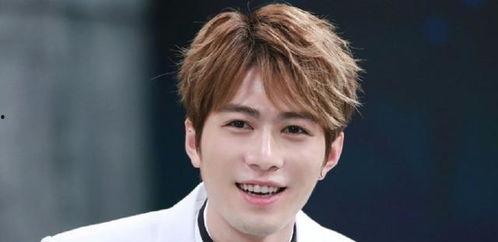 娱乐吃瓜的男明星,揭秘那些年我们吃过的男明星瓜