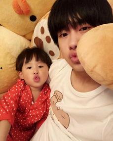 小哥哥撞上娱乐圈吃瓜